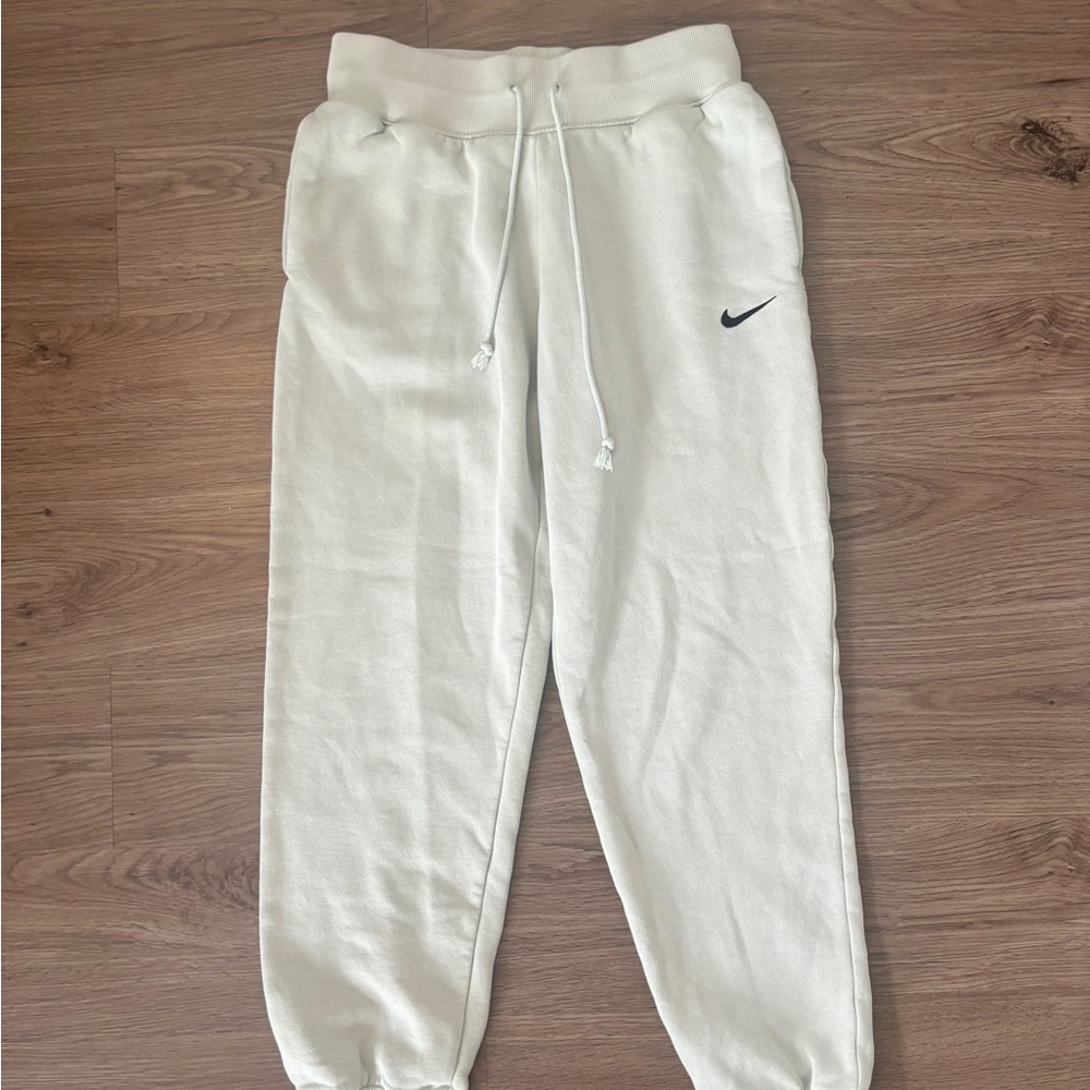 Nike High waisted jogger sweatpants
